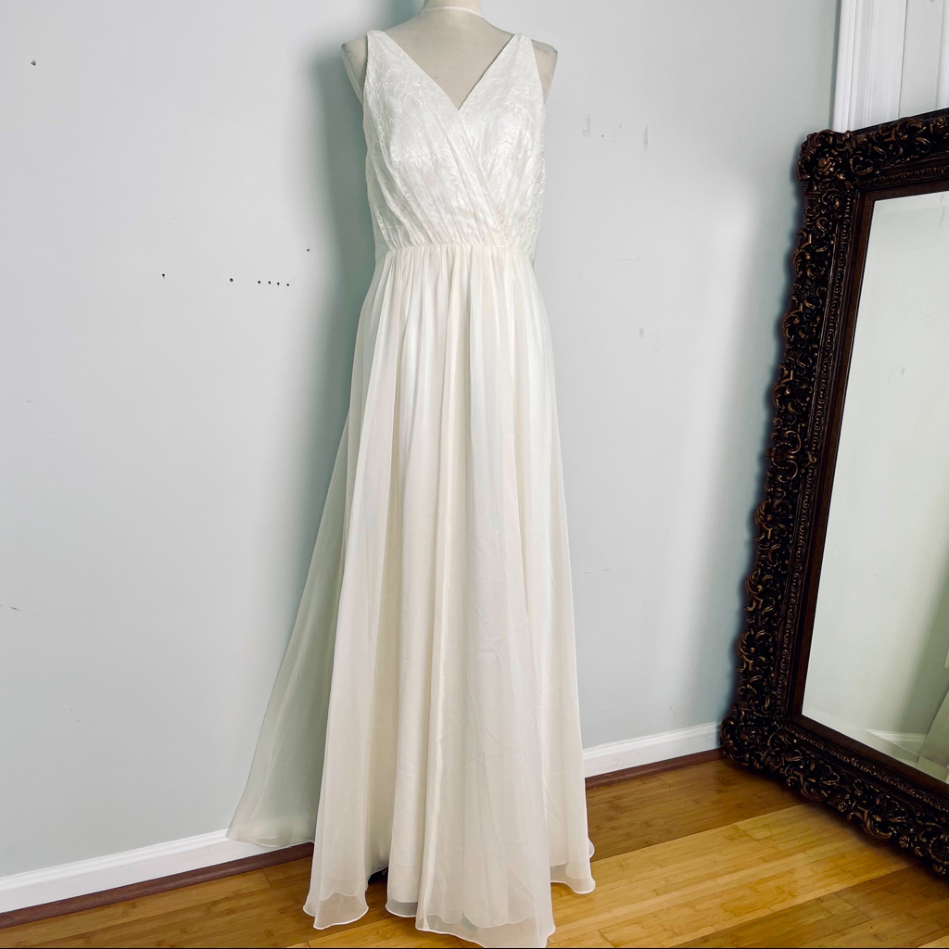 Nwot Destination Wedding Dress Size N16